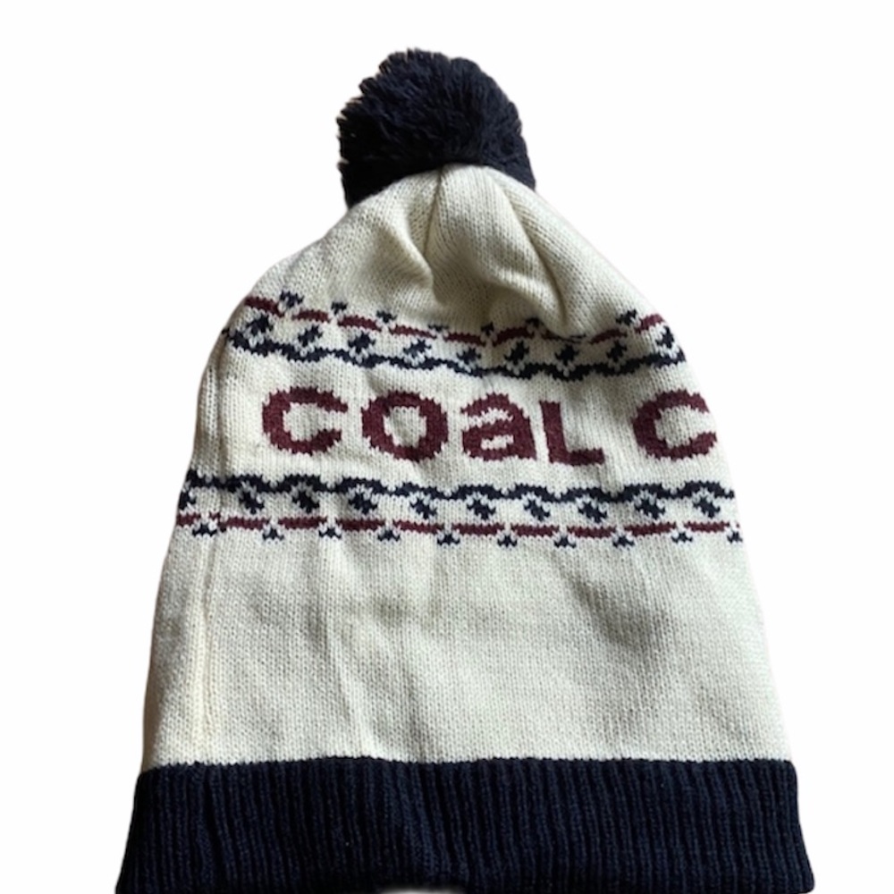 Cute beanie with pompom